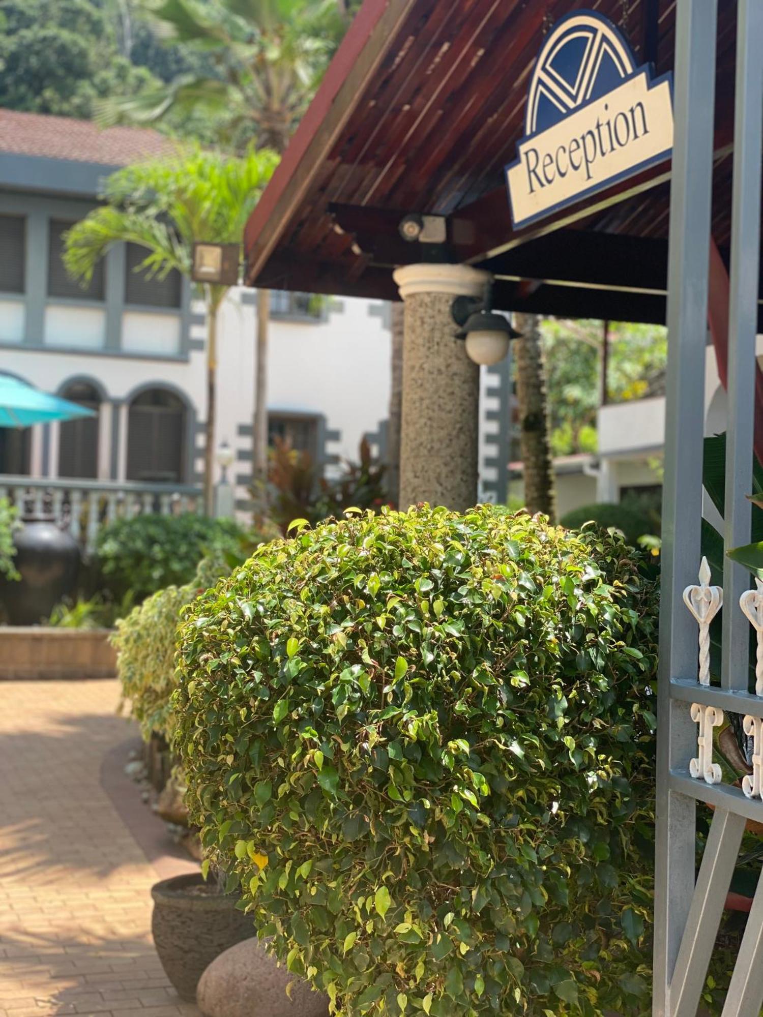 Hotel Chateau St Cloud La Digue Exterior foto